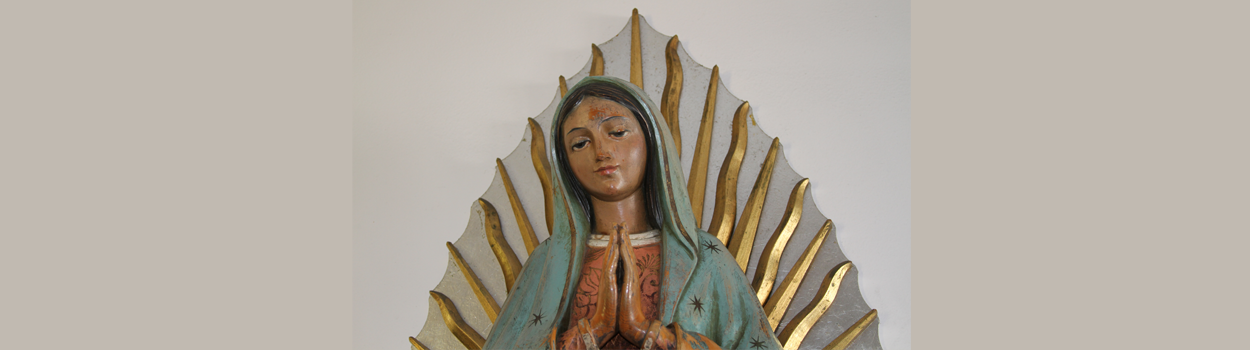 Picture of the Virgin Mary statue